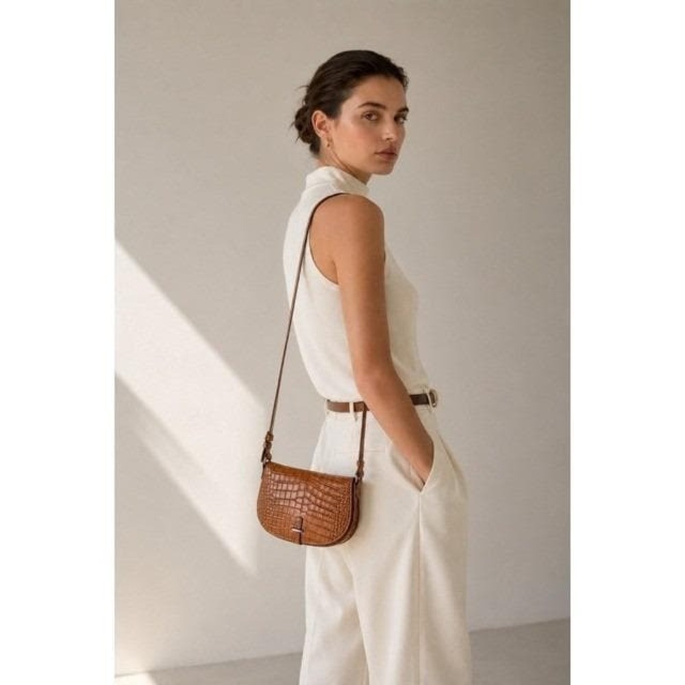 Dooney & Bourke Vintage Italian Leather Croc Embossed Saddle Crossbody Bag